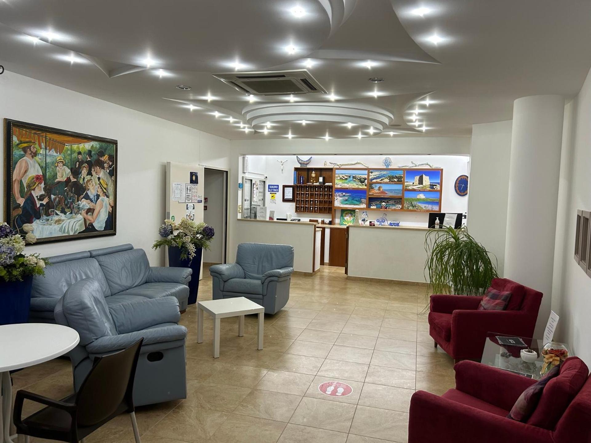 טורה סנטה סאבינה Hotel Corallo מראה חיצוני תמונה