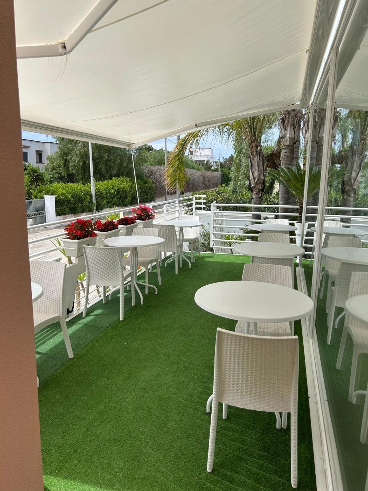 טורה סנטה סאבינה Hotel Corallo מראה חיצוני תמונה