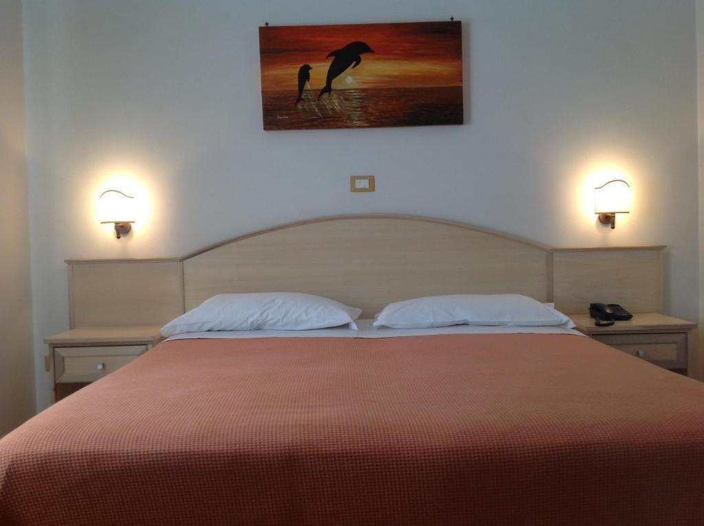 טורה סנטה סאבינה Hotel Corallo חדר תמונה